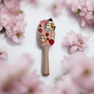 Cute Animal Decorated Hairbrush